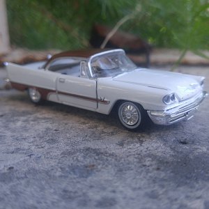 M2 1/64: 1957 Desoto Fireflite