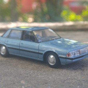 TLV 1/64: Mazda Luce XG-S