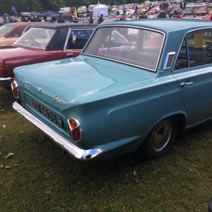 Ford Cortina