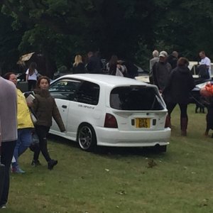 Toyota Starlet Glanza V