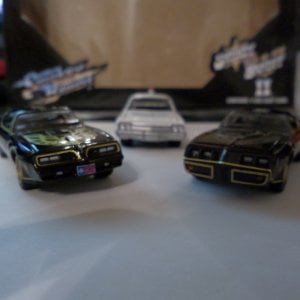 Smokey and a lot of Bandits: Greenlight Models' Smokey & The Bandit 4-car set - 2 Bandits 1 Cop