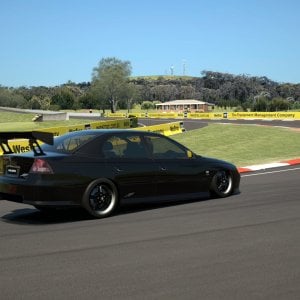 Mount Panorama Motor Racing Circuit2.jpg