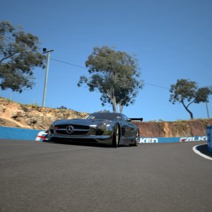 SLS AMG GT3 Mount Panorama Motor Racing Circuit (2).jpg