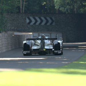 Goodwood Hillclimb R18 LMP 10.jpg