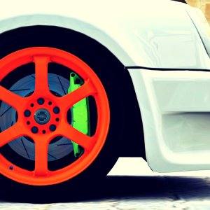 R2-911Wheel&Caliper1.jpg