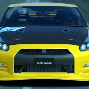 Nissan GT-R R35 (4).jpg