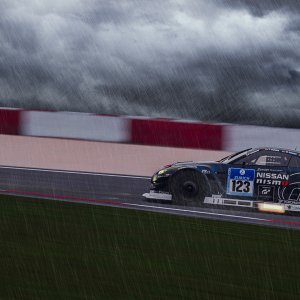 Skyline R35 lluvia2.jpg