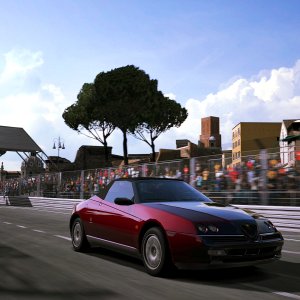 Alfa Spider V6 on Rome.jpg