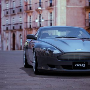 AstonMartin_Italy_6.jpg