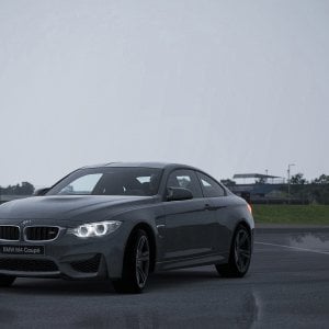 Silverstone_ Stowe Circuit M4 coupe.jpg