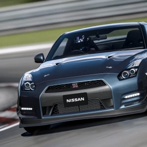 GT_r35_Nurburgring_1_1.jpg