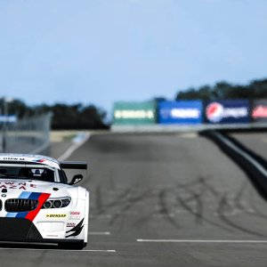 BMW_Z4_GT3_2_2.jpg