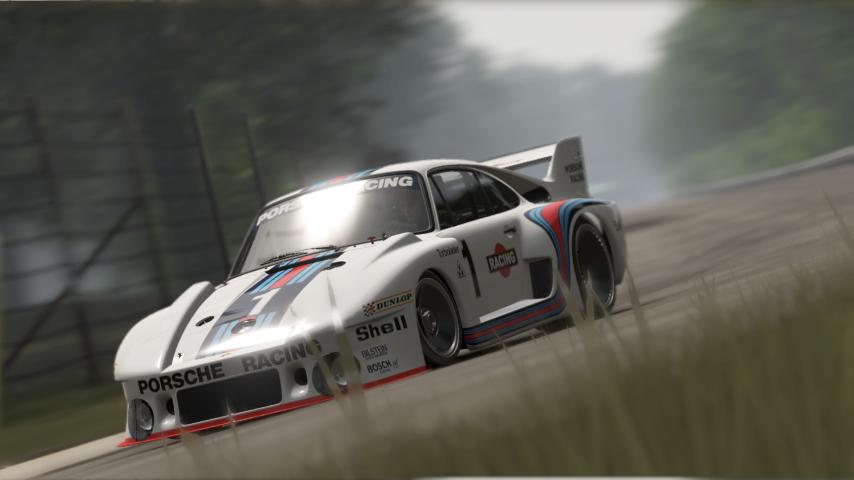 935