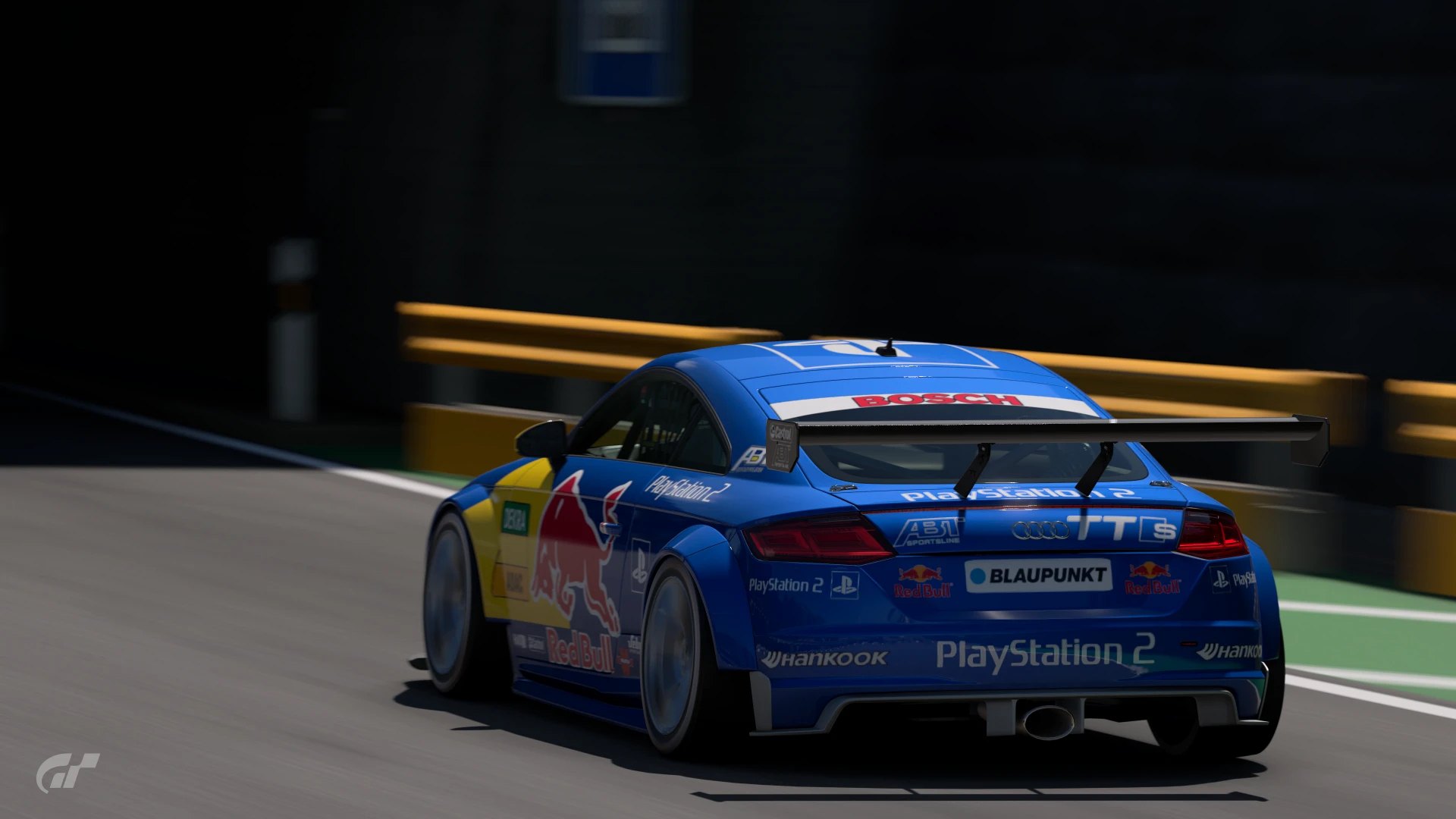 ABT Audi TT Red Bull bonus2.jpg