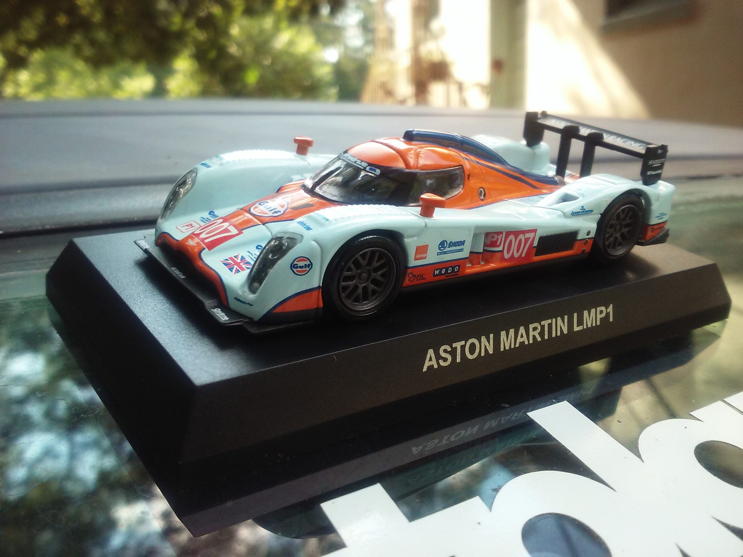 Aston Martin 007 LMP1 1/64 Kyosho