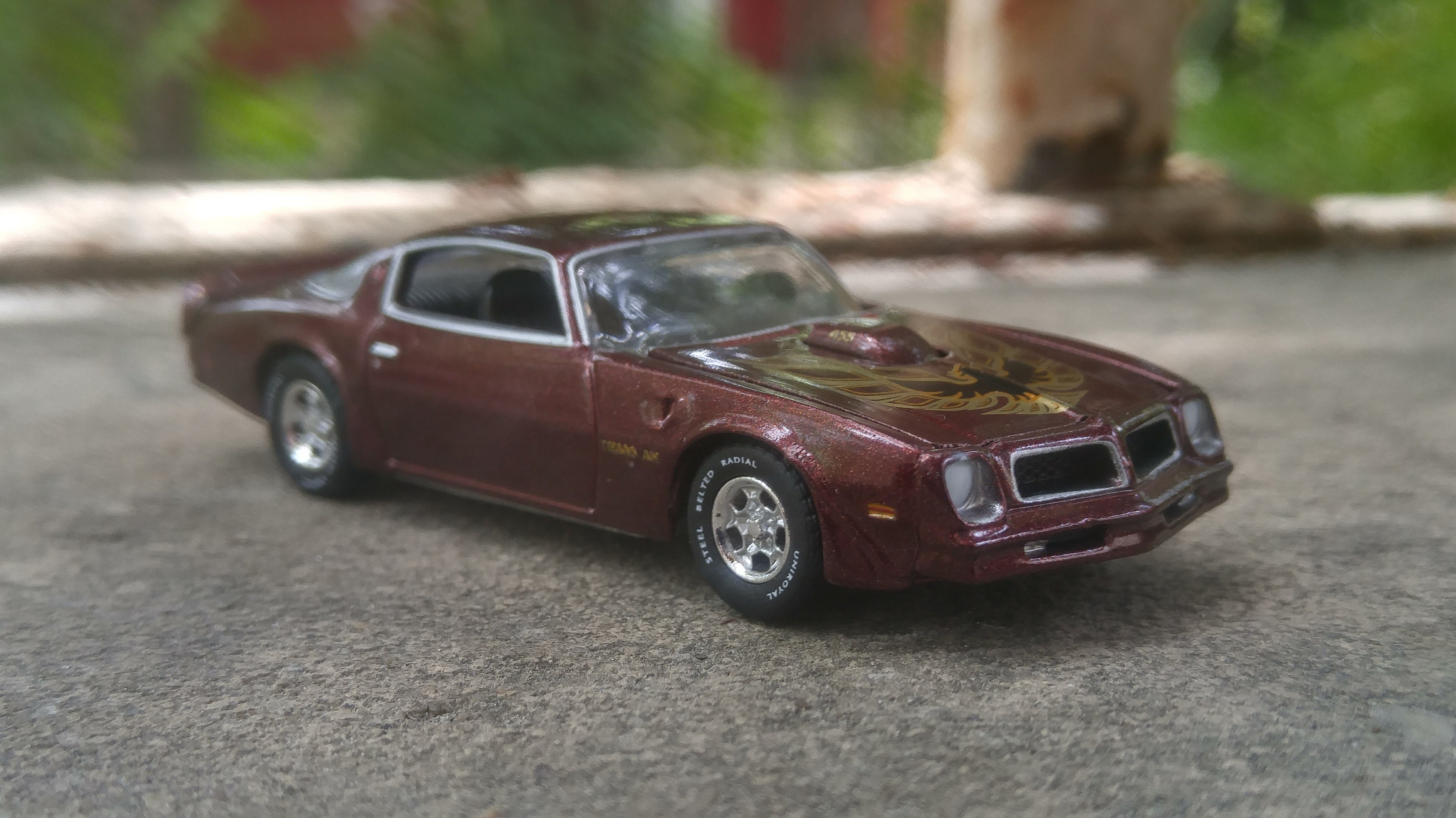 Auto World: 1976 Pontiac Firebird