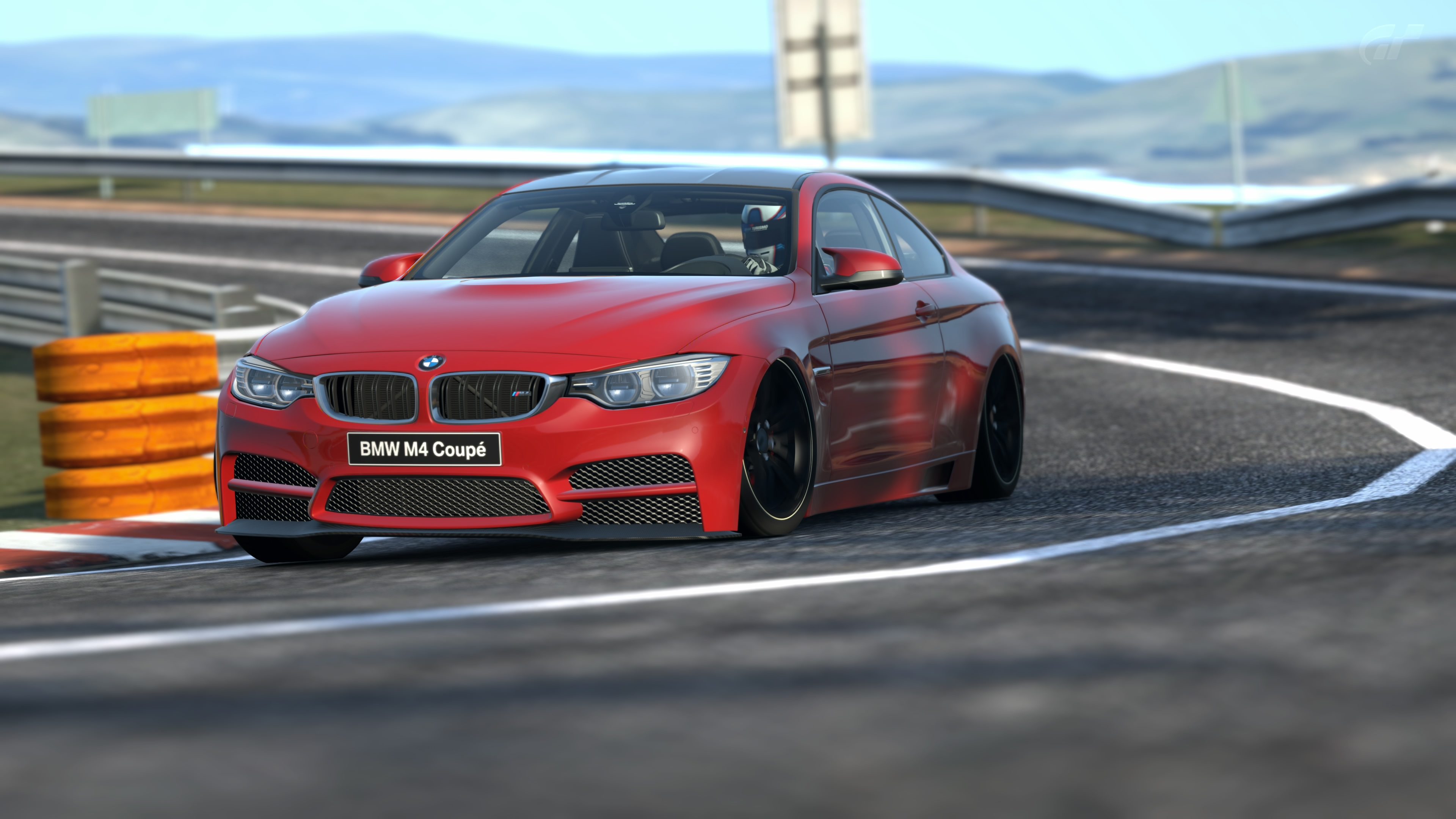 BMW M4 @ Circuito De La Sierra