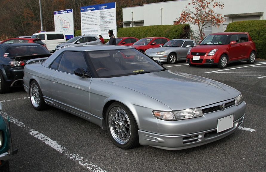 Clean Eunos Cosmo