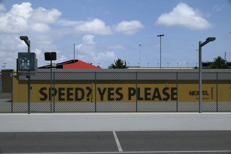 Daytona International Speedway.jpg