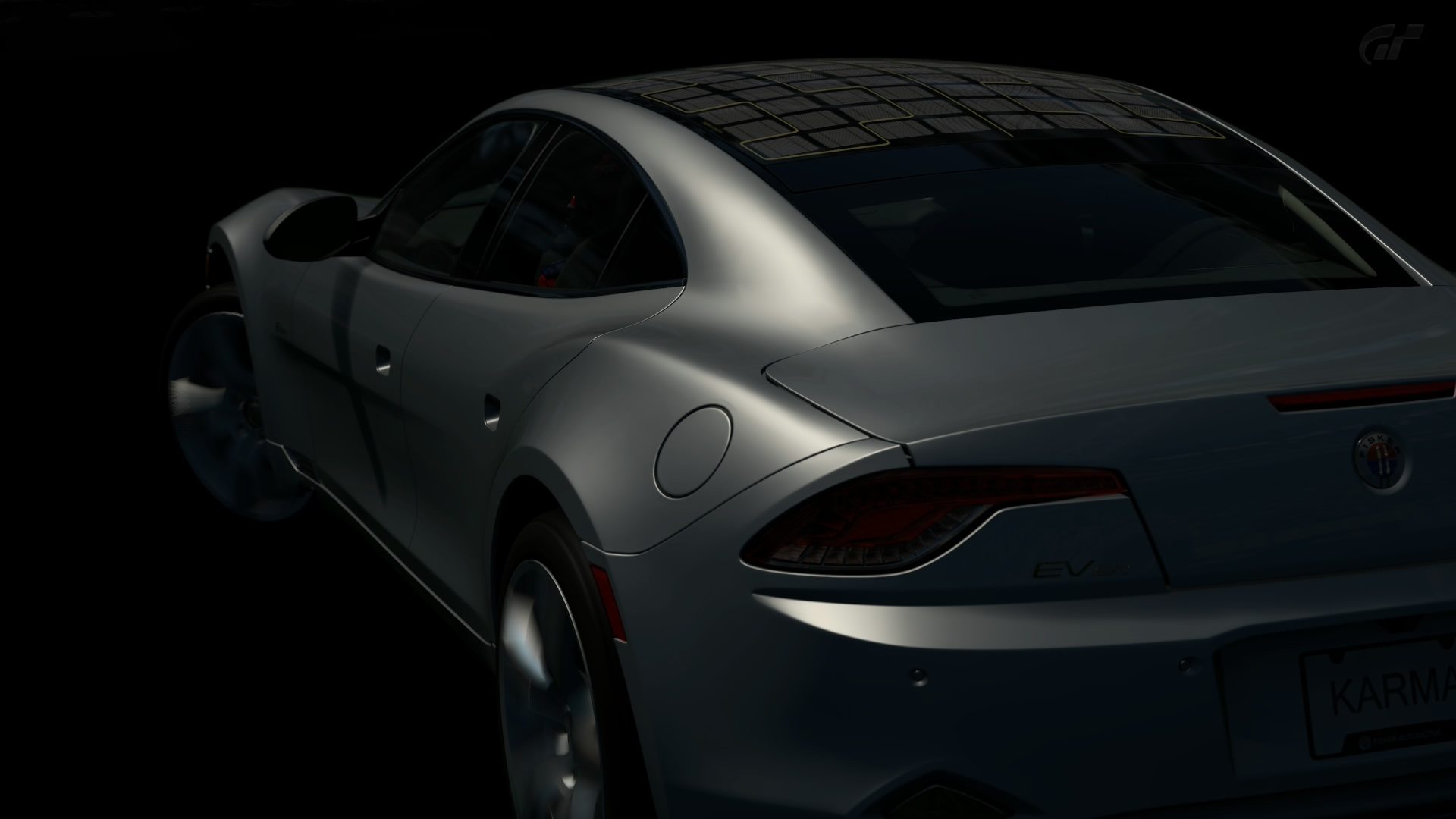 Fisker-Karma-EcoSport-2012--Gran-Turismo-Arena-0005.jpg