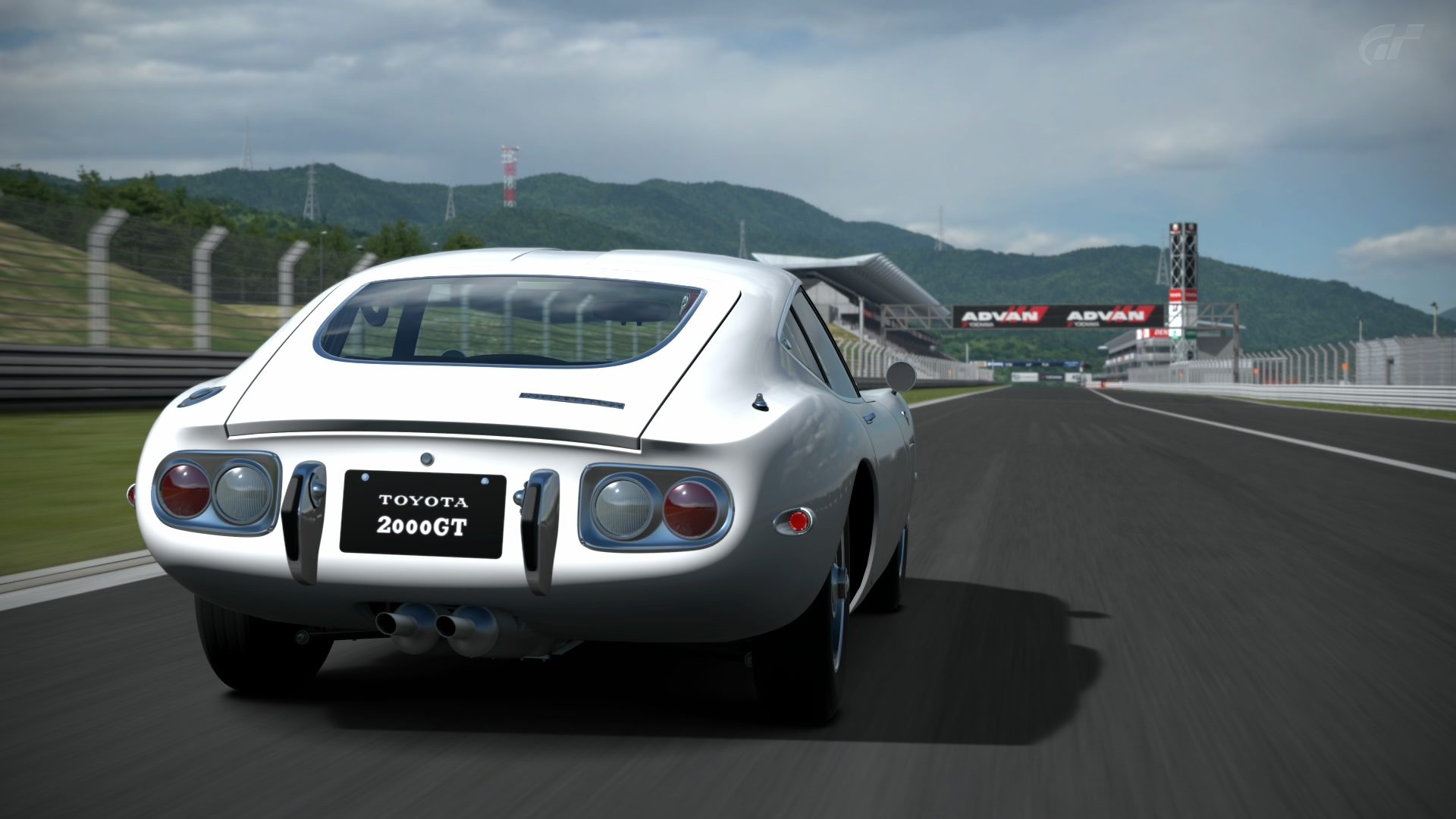 Fuji Speedway F_18.jpg