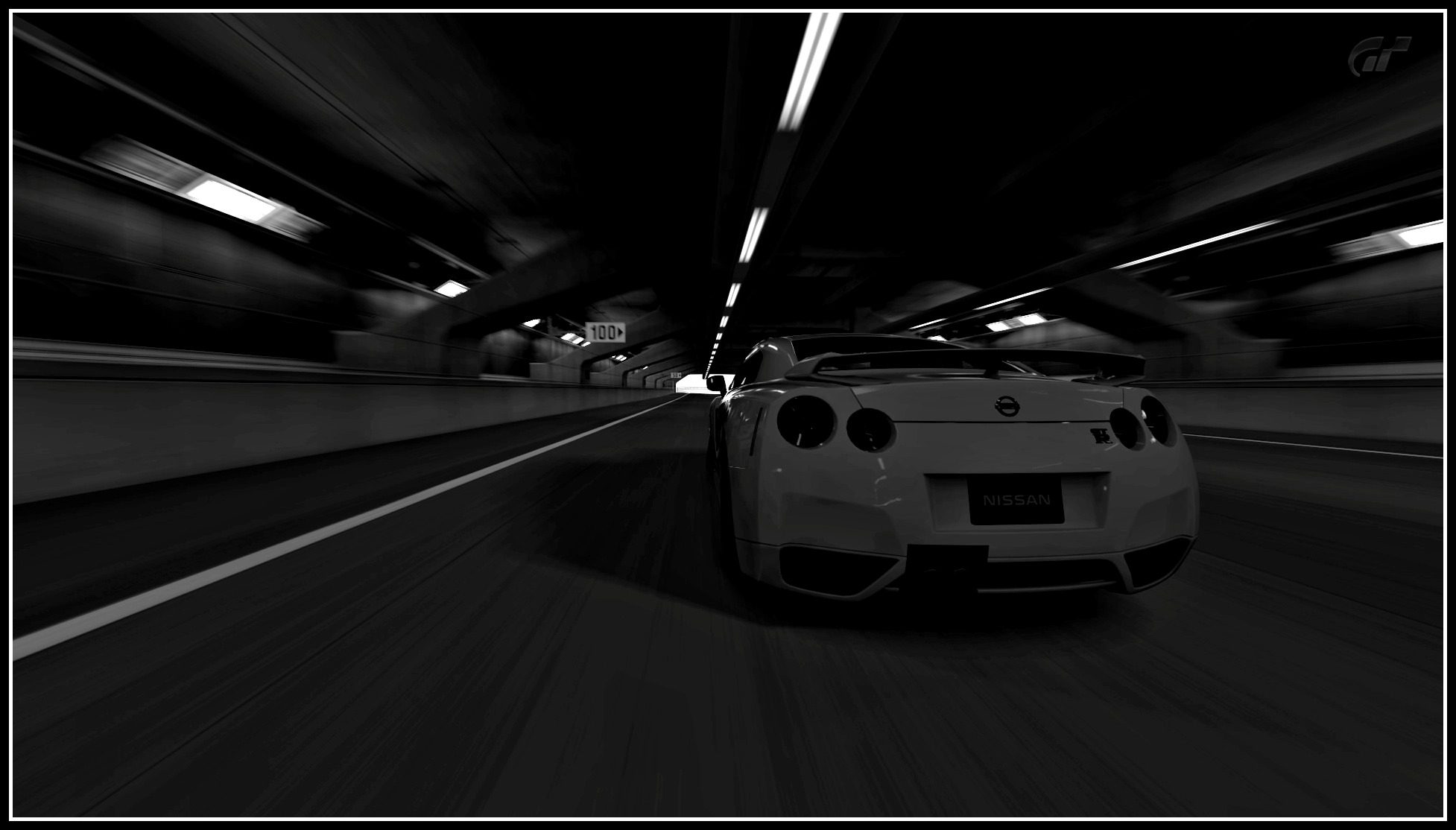 HSR9-B&W1-Skyline.jpg