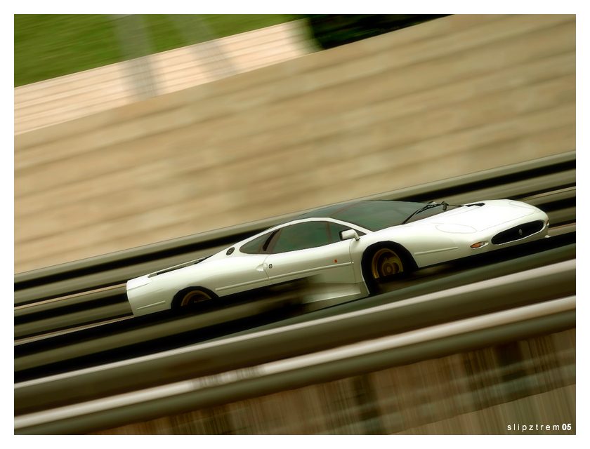 Jaguar XJ220 @ Cote D'Azur 12