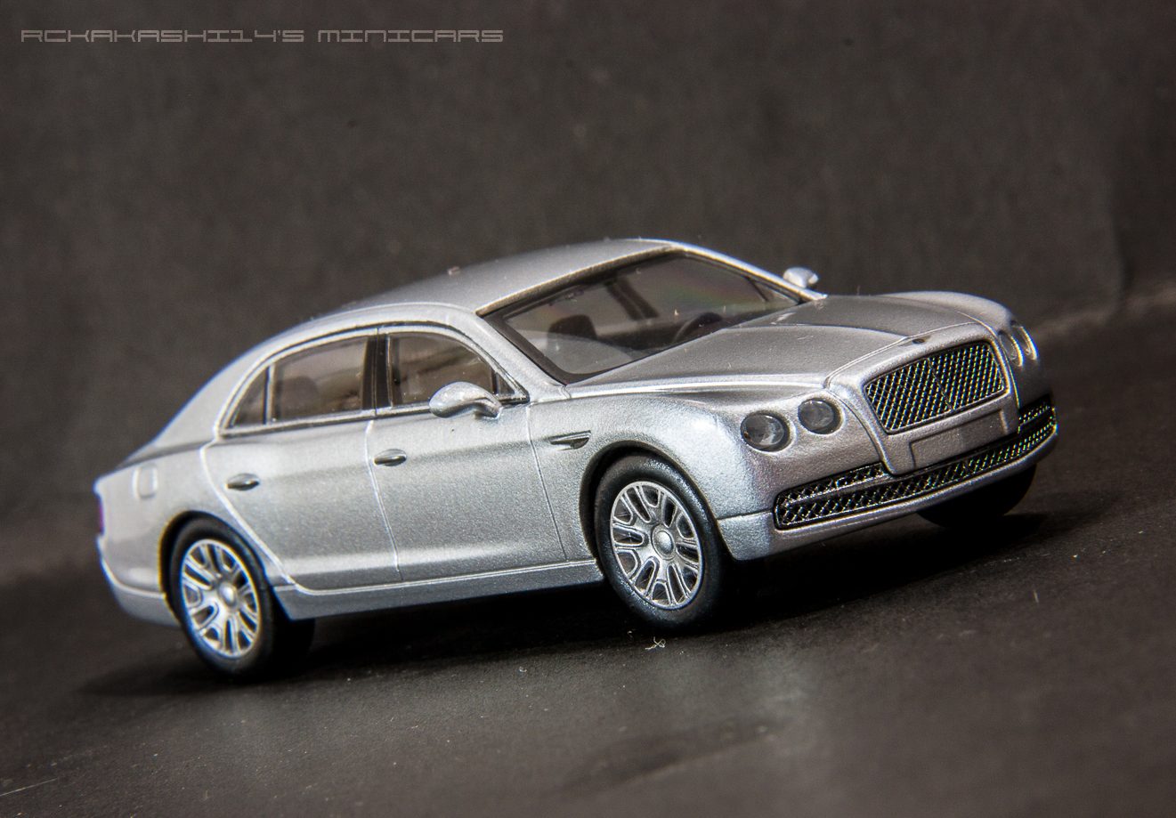 Kyosho bentley best sale flying spur