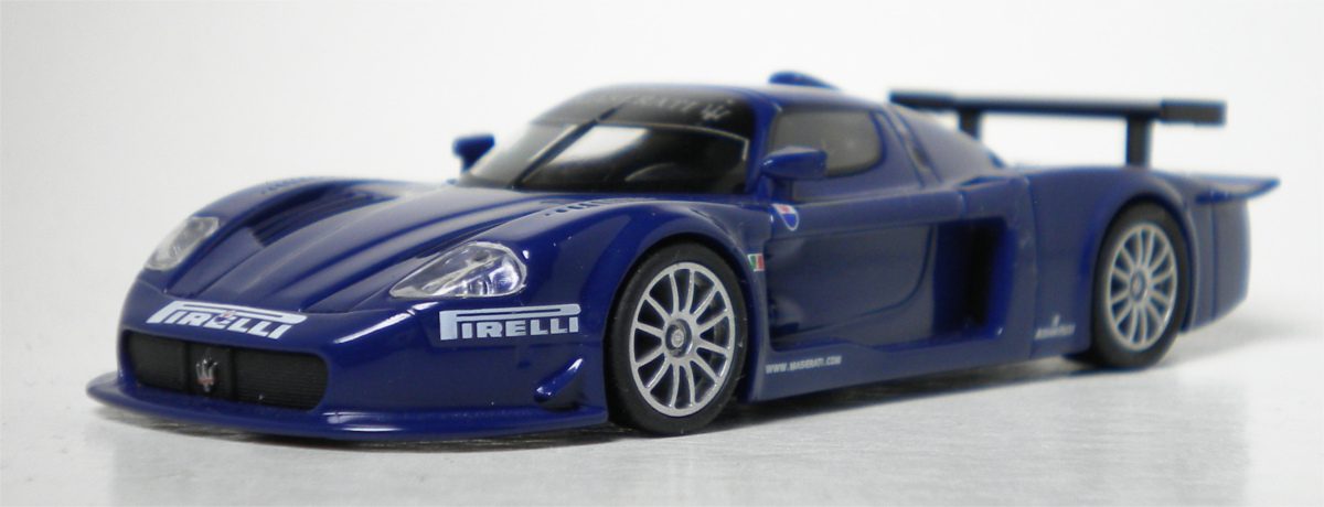 Kyosho Maserati MC12 GT1