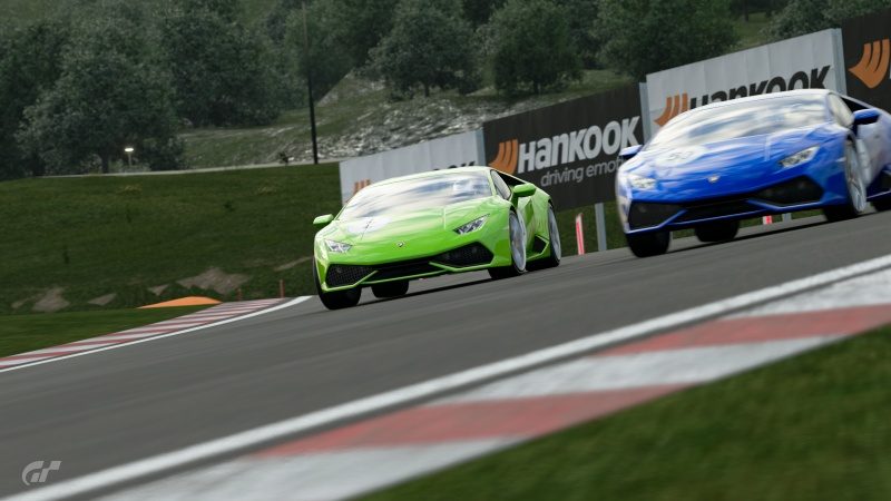 Lamborghini Huracan - Lake Maggiore 1.jpg