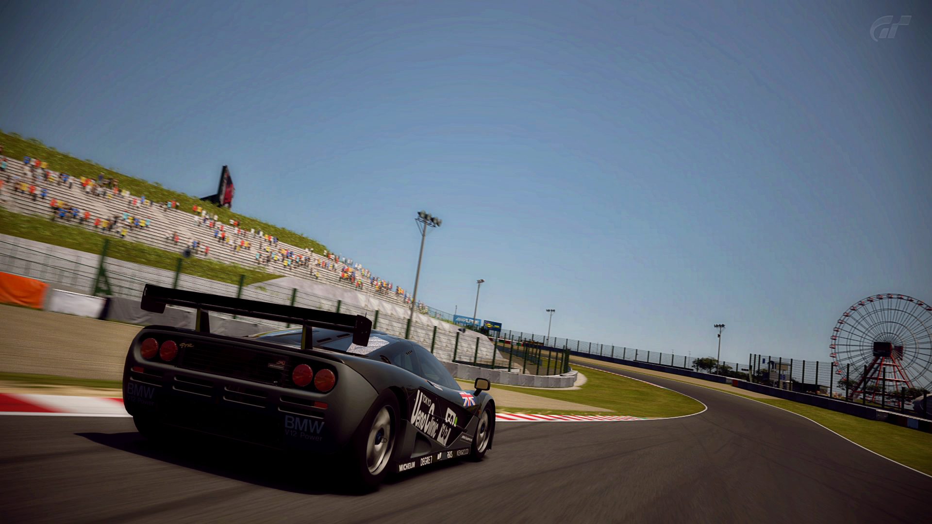 Mclaren F1 GTR - Suzuka 2014.jpg