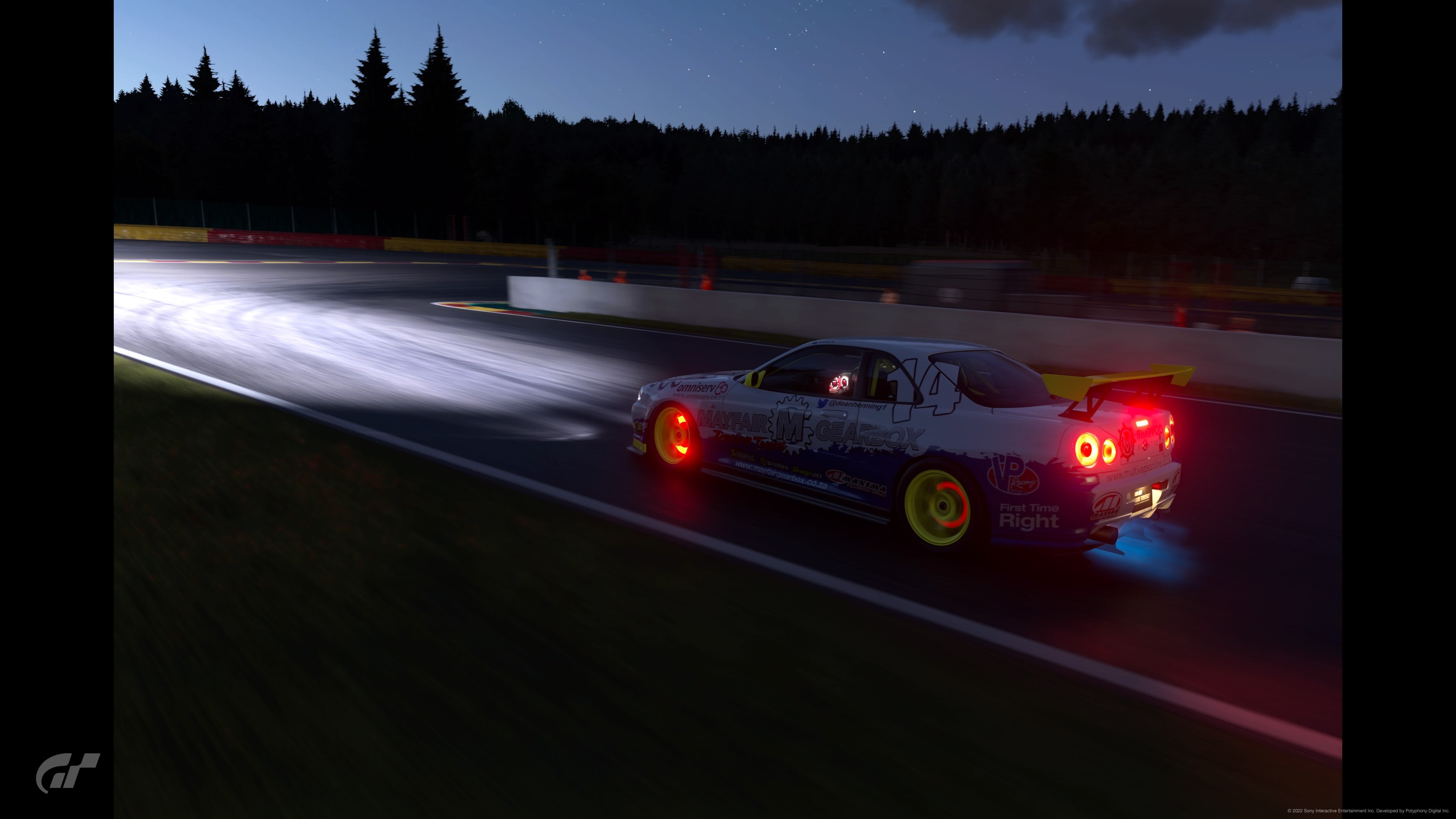 MFGB R34 Spa Night Flames Gran Turismo™ 7_20220718221341.jpg