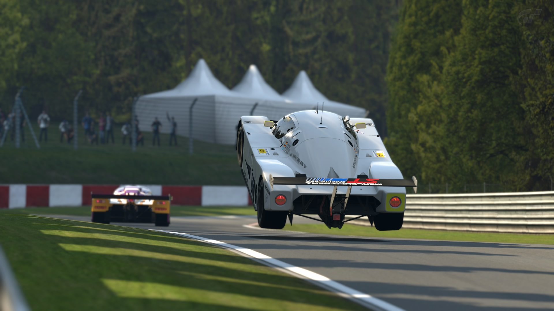 Nürburgring flying Sauber 4.jpg