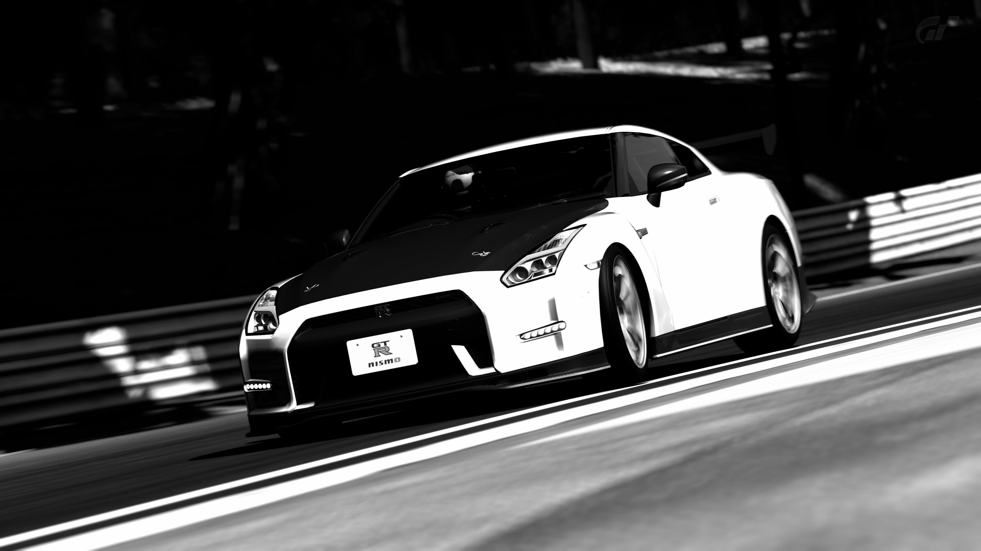 Nissan Nismo GT-R  (3).jpg