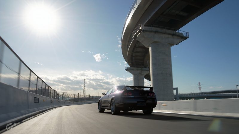 Nissan Skyline R33 GT-R - Tokyo Highway.jpg