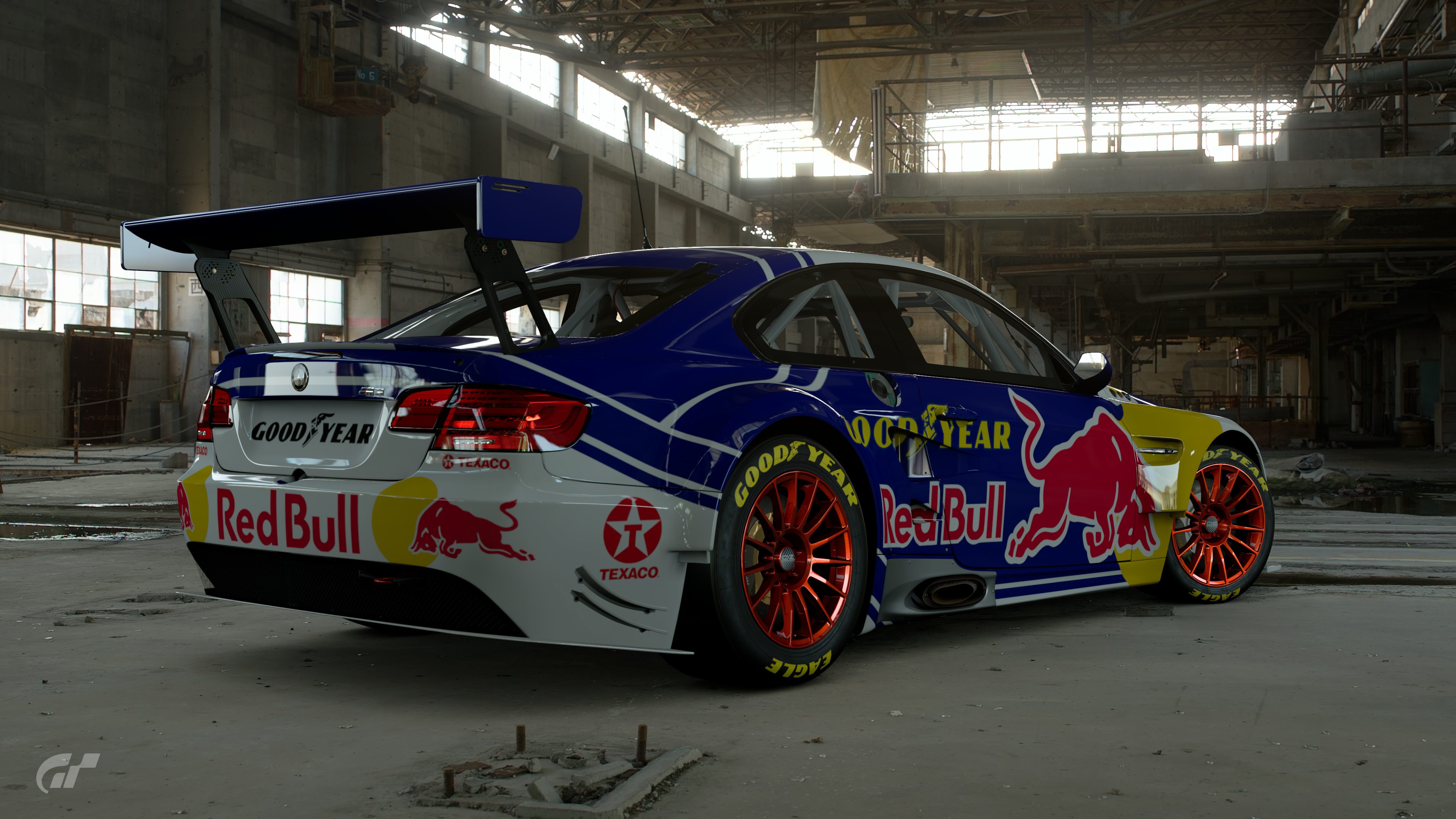 Red Bull Supercar BMW 2