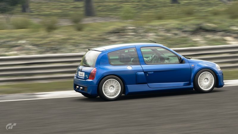 Renault Clio V6 - Dragon Trail 1.jpg