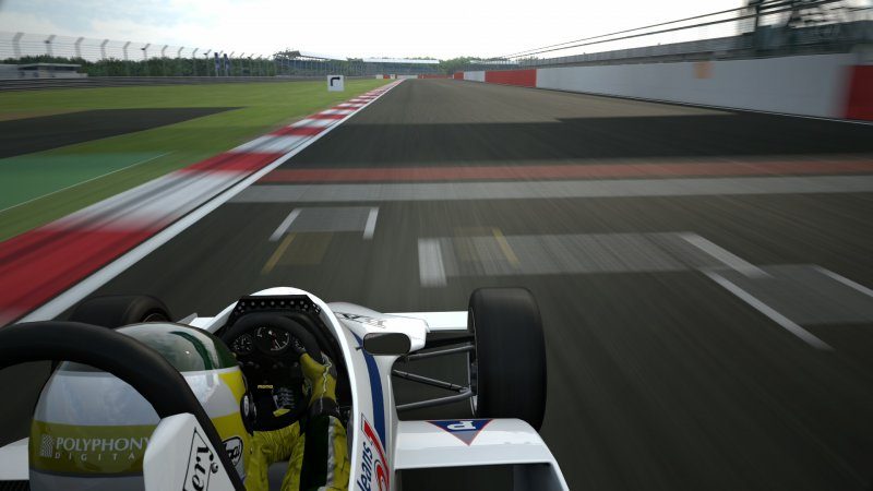 Silverstone National Circuit_17.jpg