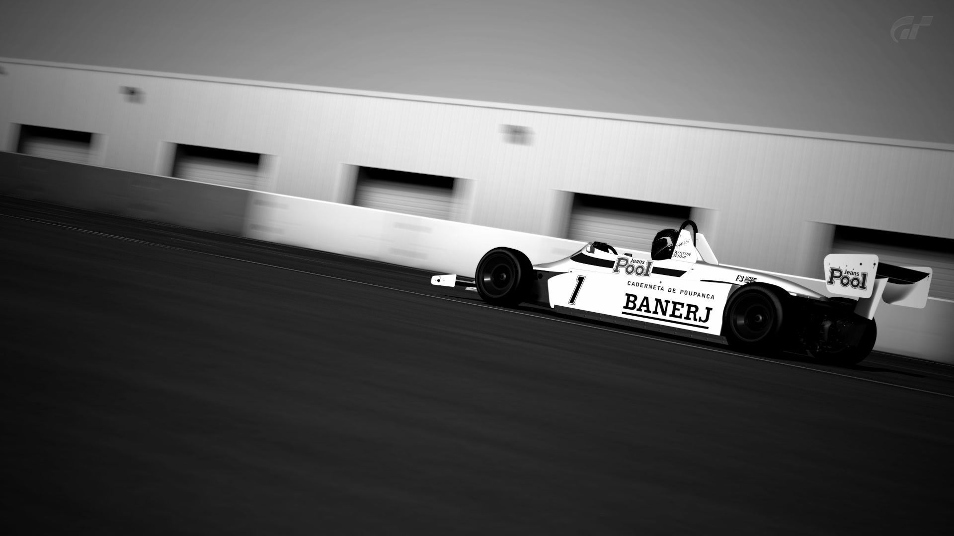 Silverstone_ Stowe Circuit_4.jpg