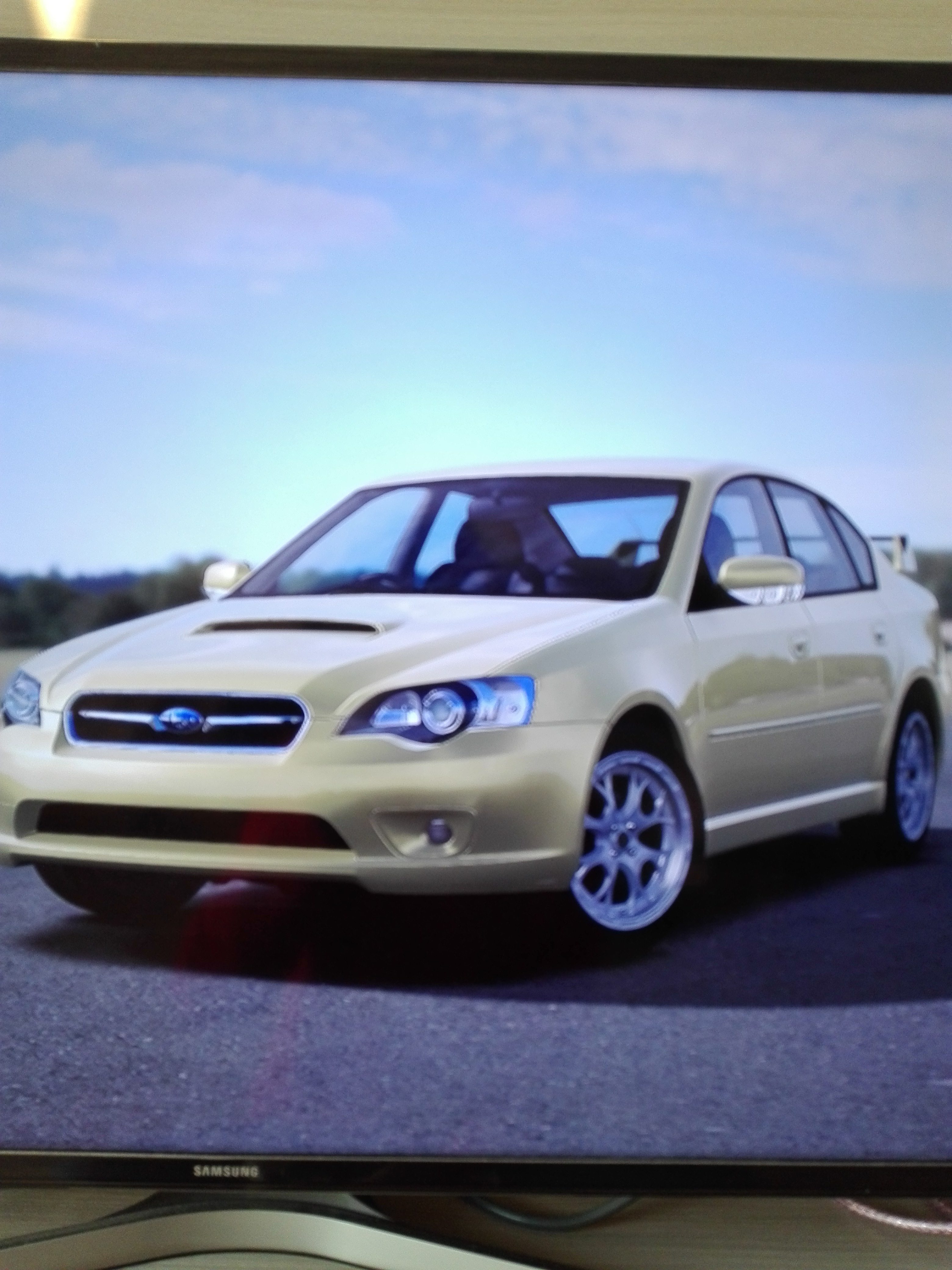 Subaru Legacy Cachemire Yellow