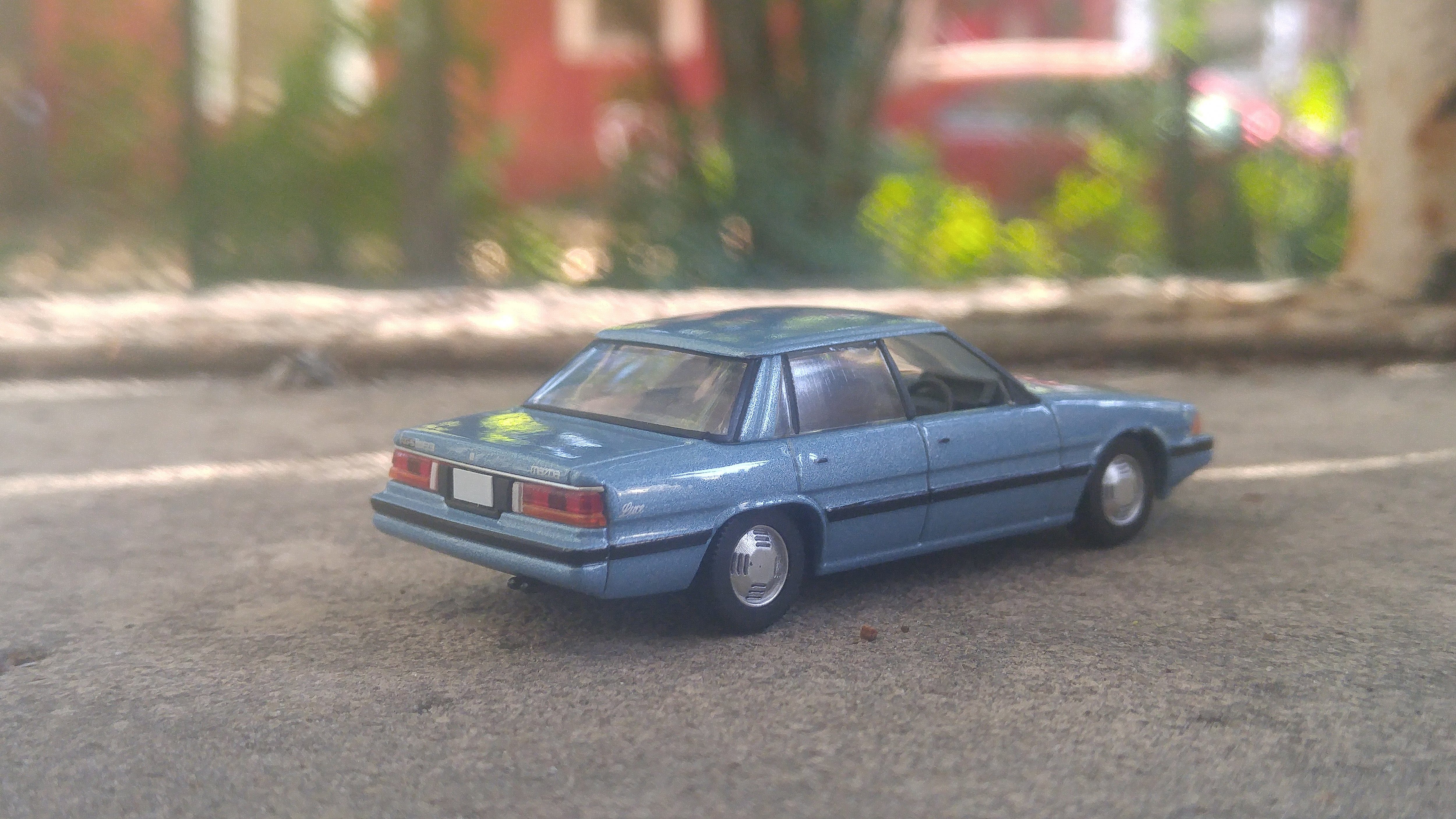 TLV 1/64: Mazda Luce XG-S