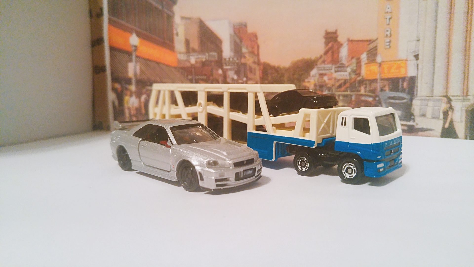 Tomica: Mitsubishi Hauler and Nismo Skyline R34