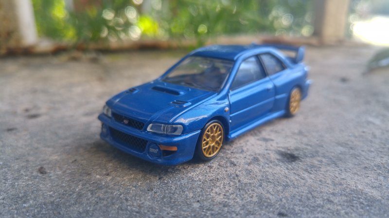 Tomica Premium: Subaru Impreza 22B