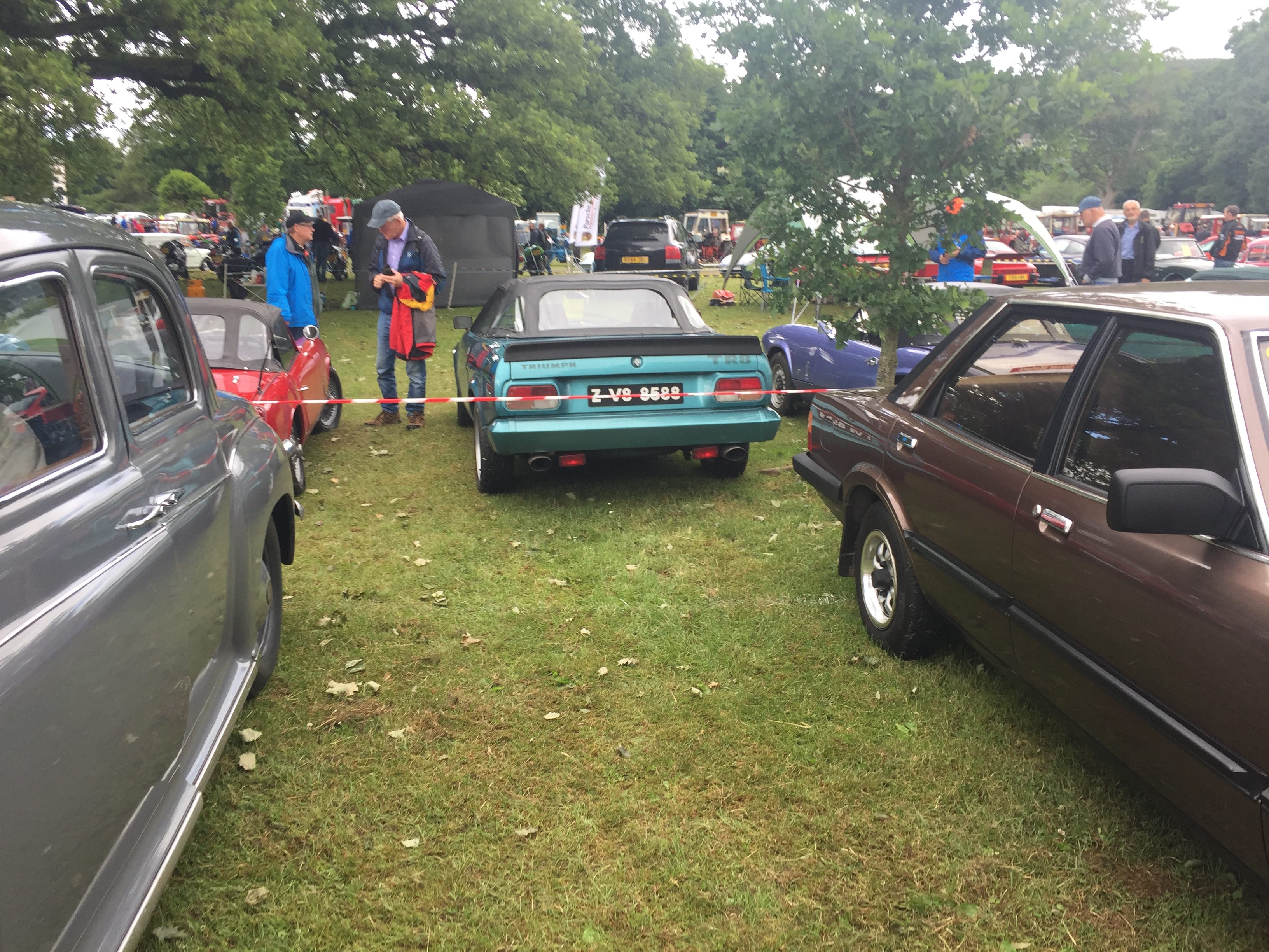 Triumph TR8