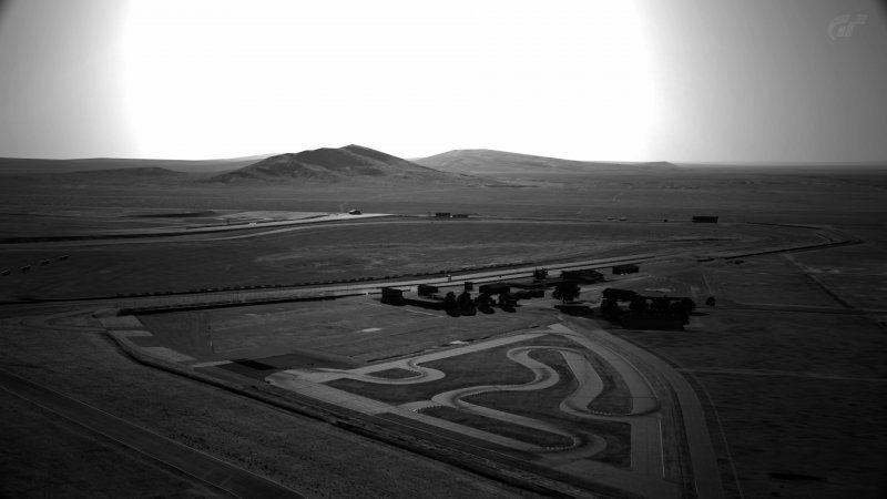 Willow Springs International Raceway_ Big Willow_5.jpg