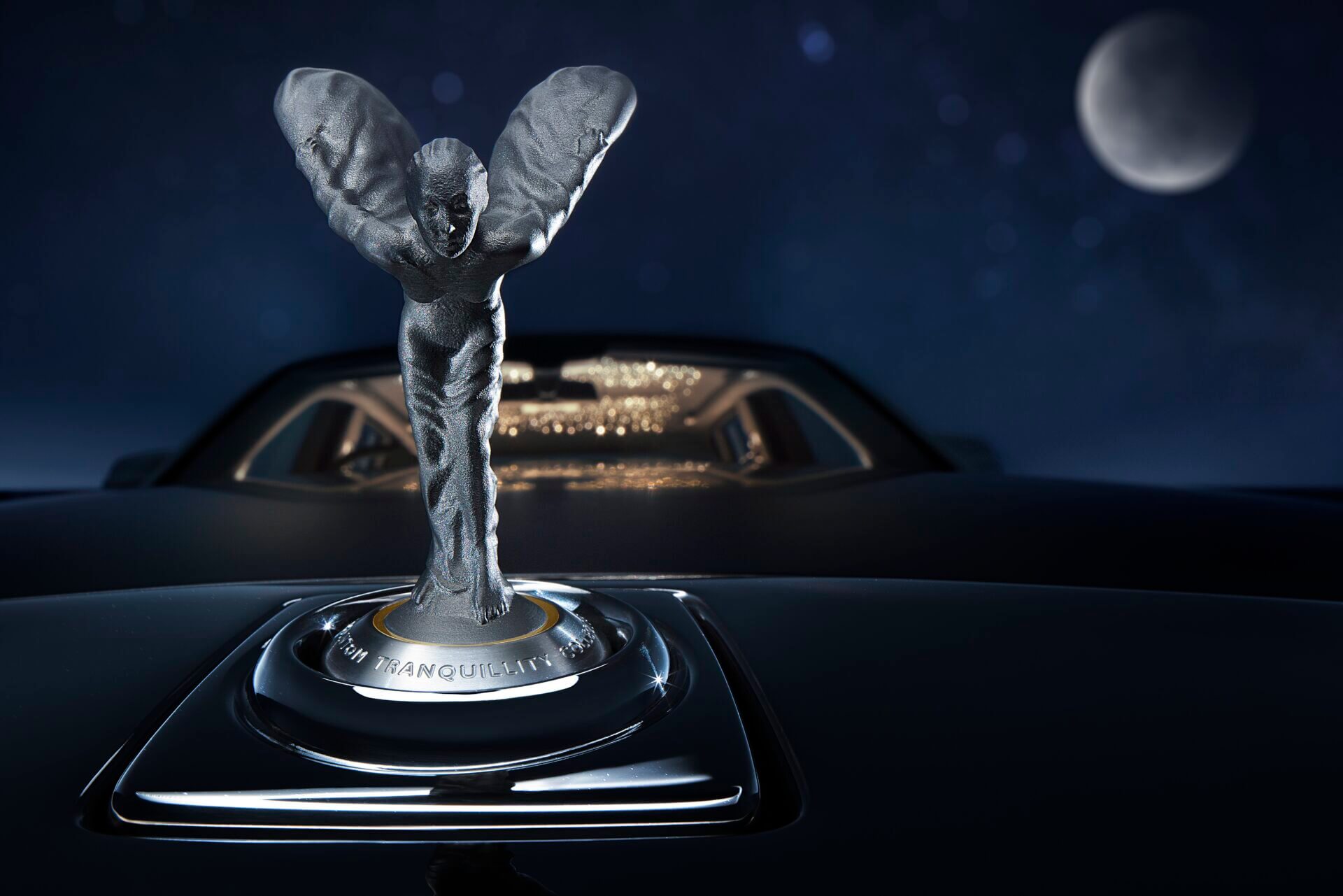 This Rolls-Royce Phantom's interior features one million stitches - CNET