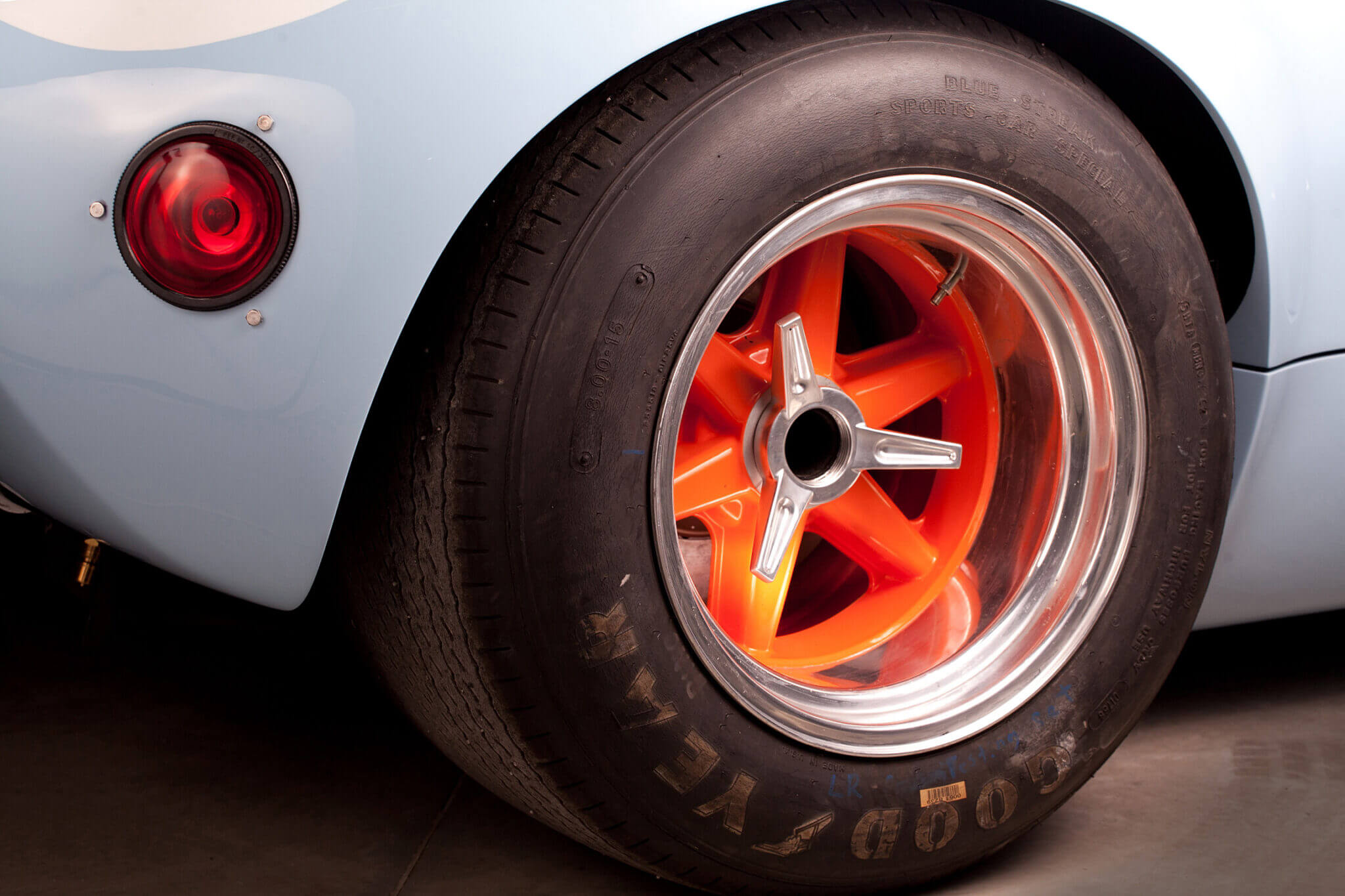 Superformance Rebuilds History With Original Specification 1969 GT40s –  GTPlanet