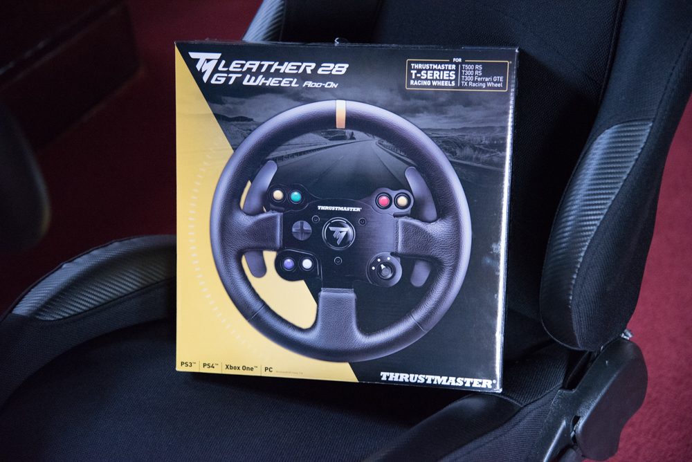 Thrustmaster T500 RS with Ferrari Add-On Wheel (PC, Playstation) Sim Racing