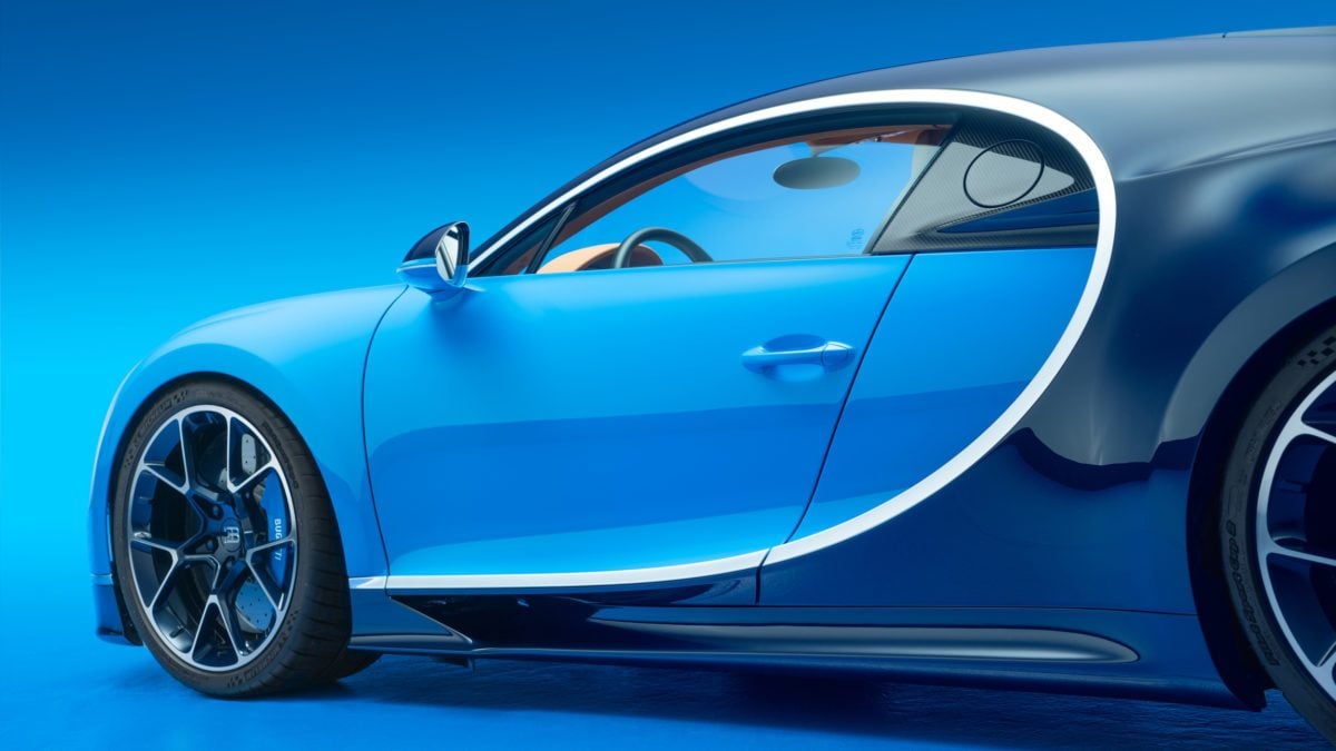 Bugatti Chiron is a 261MPH, $2.6 Million Show-Starter