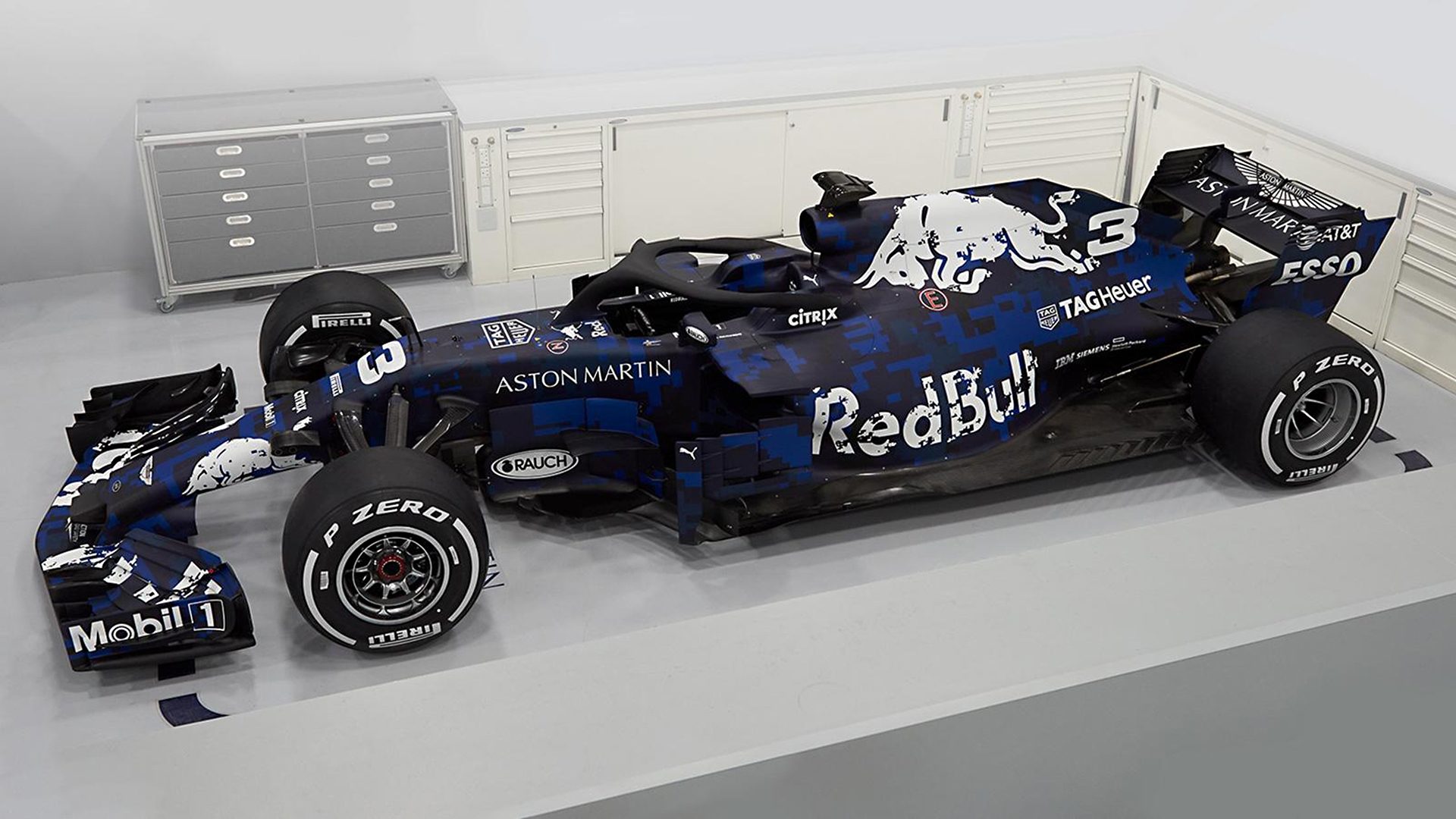 Red Bull Racing Launches the RB14 for F1 Season – GTPlanet